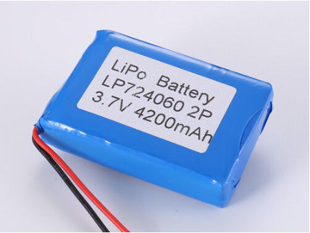 comprar LP724060 3.7V 4200MAH Bateria Li-ion para aplicações industriais com corrente de descarga de 1C Fabricação em linha